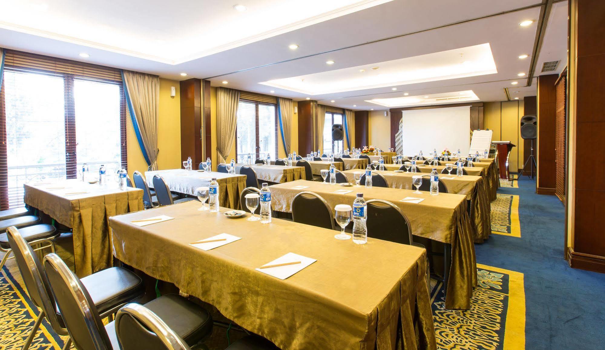 Asmila Boutique Hotel Μπαντούνγκ Εξωτερικό φωτογραφία