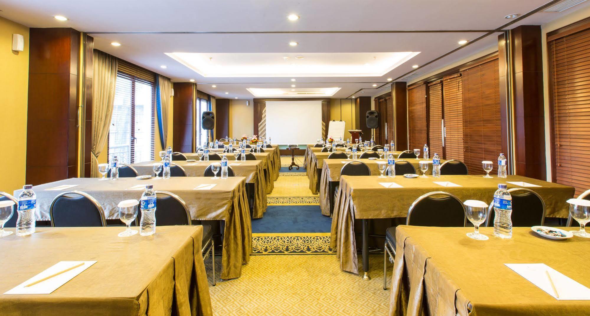 Asmila Boutique Hotel Μπαντούνγκ Εξωτερικό φωτογραφία